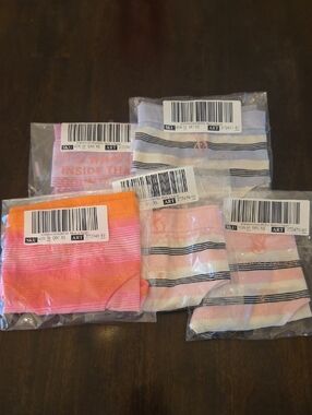 Victoria's Secret/PINK Striped Multicolor Pack of Women's Underwear-XS